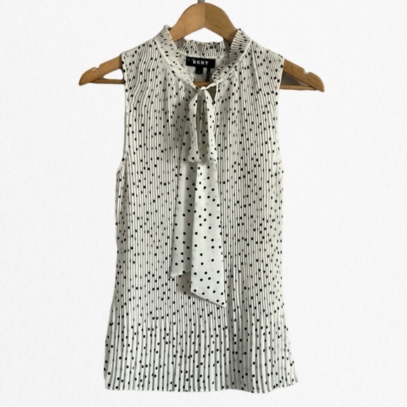 DKNY Women’s PinPleated White with Black Polkadots Sleeveless Blouse Nec… - Picture 1 of 3